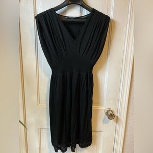 Banana Republic black knit dress. Size small.